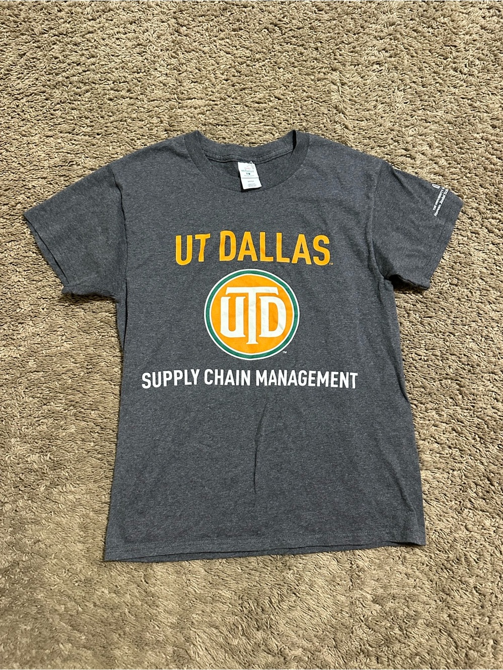 Vintage NCAA UTD “supply chain management” shirt 00s size small
